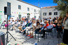 Plucko_04_05_24-32-of-103