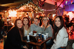 16-Student-Advent-Bozicni-gramofon-2.12.2025-Foto-Matija-Lipar