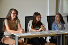 Pomocnica-u-nastavi-Sanja-Rogoznica-Valentina-Krpina-i-Dora-Skara