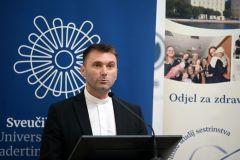 covjek-je-covjeku-lijek-13