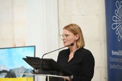 covjek-je-covjeku-lijek-14