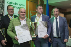7_Prizn-za-naj-monosortno-EDMU_ULJA-KOMARIJA-d.o.o.-Cerovlje-za-EDMU-ulje-sort