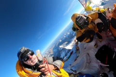 Den-Eror_9_Easy-Resize.com_