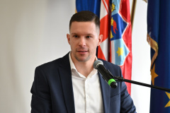 IVA_4824