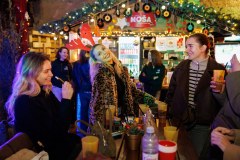 DJ-Ante-Dujic-Bozicni-gramofon-03.12.2025-foto-Bojan-Bogdanic-12.jpg_1600x1067