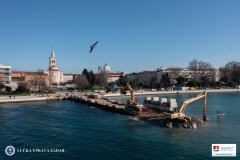 thumb_373_1600_0_0_0_crop