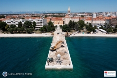 thumb_419_1600_0_0_0_crop