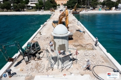 thumb_422_1600_0_0_0_crop