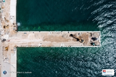 thumb_423_1600_0_0_0_crop