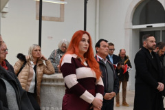 C24A58B2-69CB-4DC9-8A08-0EFF0B061E89