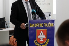 danopcinepolicnik22-0496