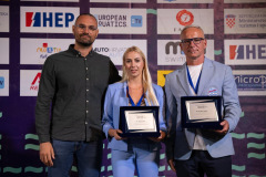 41578588-55e6-4921-98db-d0273c600ac7