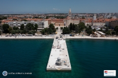 thumb_437_1600_0_0_0_crop