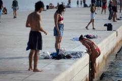 842A2168