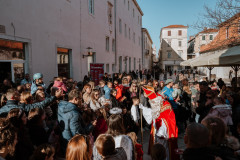 31-Promenada-sv.-Nikole-Zadar-6.12.2025-Foto-Matija-Lipar