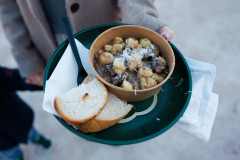 34-Subotnje-jutro-Bozicni-gramofon-na-Pijaci-6.12.2025-Foto-Bojan-Bogdanic