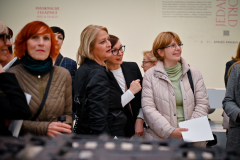 Postavljanje_izlozbe_Mare_Milin_30_04_24-6-of-65