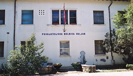 0030753daf42cd1252bf6eec34cd6272_M