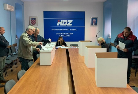 89854554_3408513962498925_50727558085345280_o