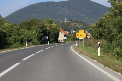 Gračac tabla (Foto: Ivan Katalinić)