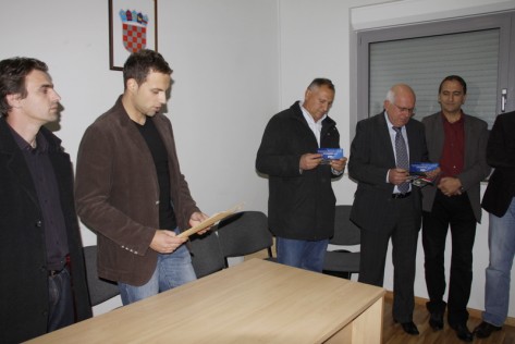 Predizborna kampanja HDZ-a u mjesnim odborima Ploča i Dračevac (Foto Ivan Katalinić)