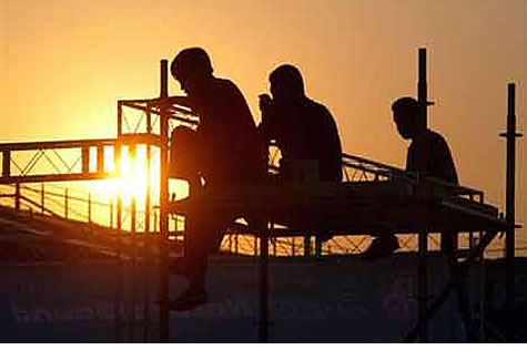 Ilustracija radnici na gradilištu