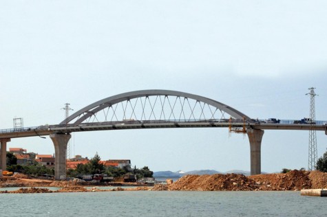 Most Ždrelac koji spaja otoke Ugljan i Pašman (Photo: Filip Brala)