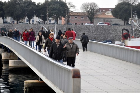 Most, ljudi (foto: Z NET/ Žeminea Čotrić)