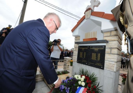 Spomenik u Varivodama (Foto: PIXSELL)