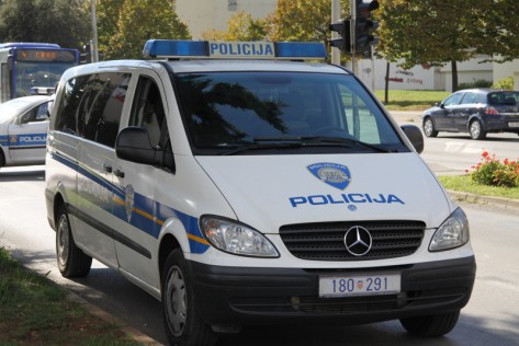 Policijsko vozilo (Foto: Žeminea Čotrić)