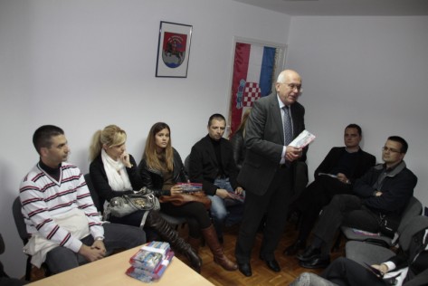 Predizborna kampanja HDZ - a u MO Smiljevac (foto: Žeminea Čotrić)