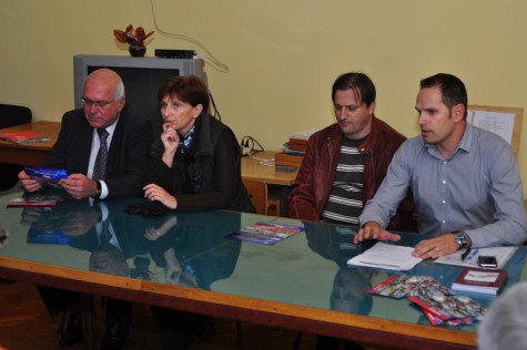 Predizborna kampanja HDZ - a u MO Stanovi (foto: Žeminea Čotrić)