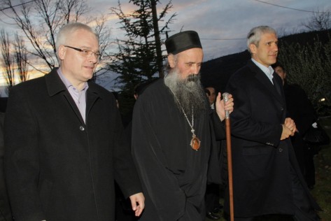 Predsjednici Ivo Josipović i Boris Tadić u posjetu Manastira Krupa (Foto: Ivan Katalinić)-115