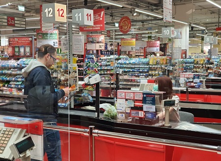 SPAR uveo dodatne mjere zaštite za djelatnike i kupce u Zadarskoj županiji (1)