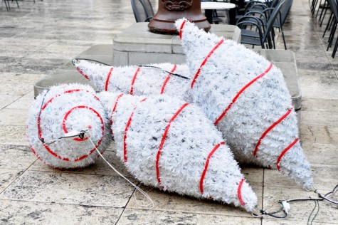 Skidanje ukrasa (foto: Z NET/ Žeminea Čotrić)