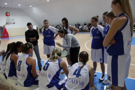 ŽKK Zadar klupa (Foto: Ivan Katalinić)