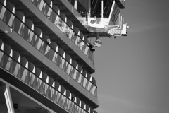 842A8046