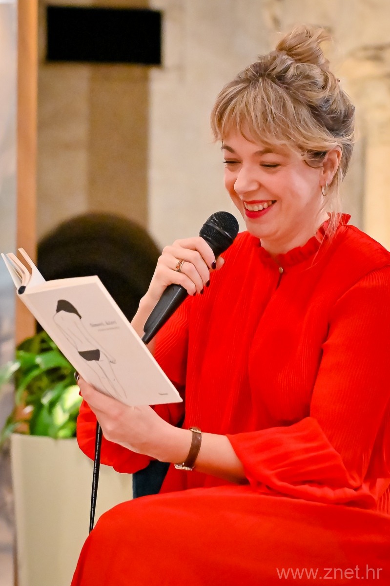Book_club_19_11_21_-45-of-64