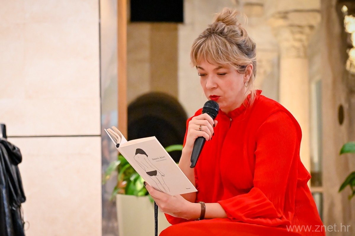 Book_club_19_11_21_-46-of-64