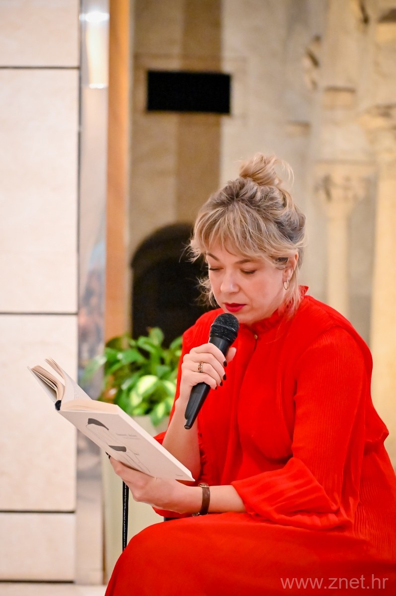 Book_club_19_11_21_-47-of-64