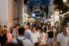 842A6960