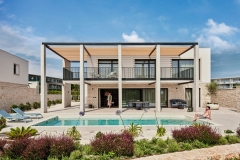 falkensteiner-punta-skala-Villa_exterior_pool