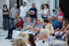 04-Nista-im-nece-bit_-predstava-Diklo-8.7.2025-Foto-Bojan-Bogdanic