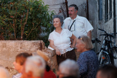 19-Nista-im-nece-bit_-predstava-Diklo-8.7.2025-Foto-Bojan-Bogdanic