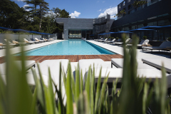 842A9009