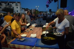 300768629_590873809120788_7308698703494869973_n-1