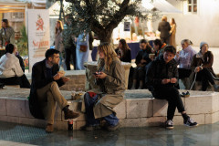 Sestre-Husar-Tuna-Sushi-Wine-Festival-9.4.2025-Foto-Bojan-Bogdanic_35-Sestre-Husar-Tuna-Sushi-Wine-Festival-9.4.2025-Foto-Bojan-Bogdanic