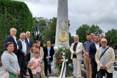 5.-Na-grobu-Luke-Botica-u-Dakovu