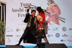 Tuna-Sushi-Wine-Festival-Zadar-japanski-gospel-i-samuraji-10.4.2025-Foto-Bojan-Bogdanic_18-Tuna-Sushi-Wine-Festival-Zadar-japanski-gospel-i-samuraji-10.4.2025-Foto-Bojan-Bogdanic